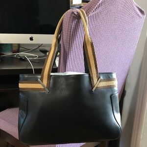 Authentic VintagevGucci Black Leather Tote with Contrast Tan Straps